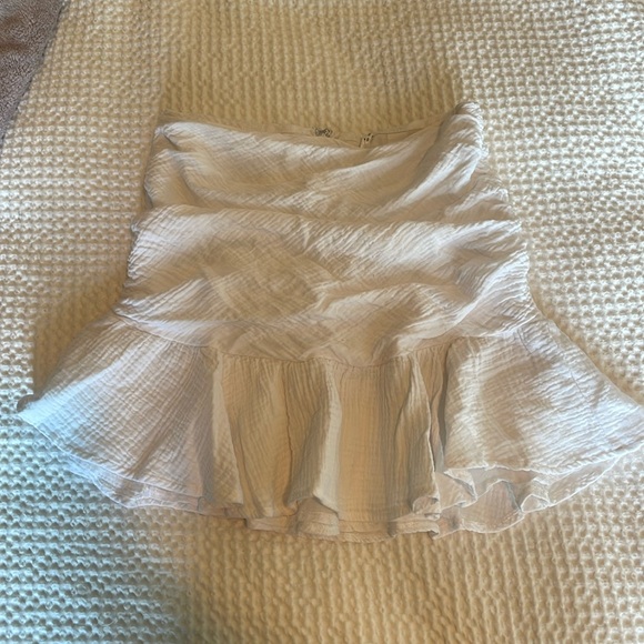 White skirt women’s - Picture 1 of 3